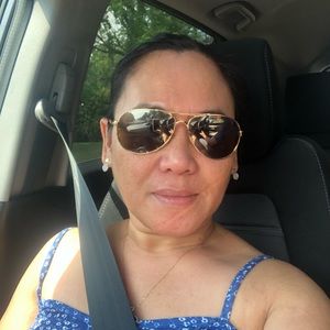 Meet your Posher, Cyril